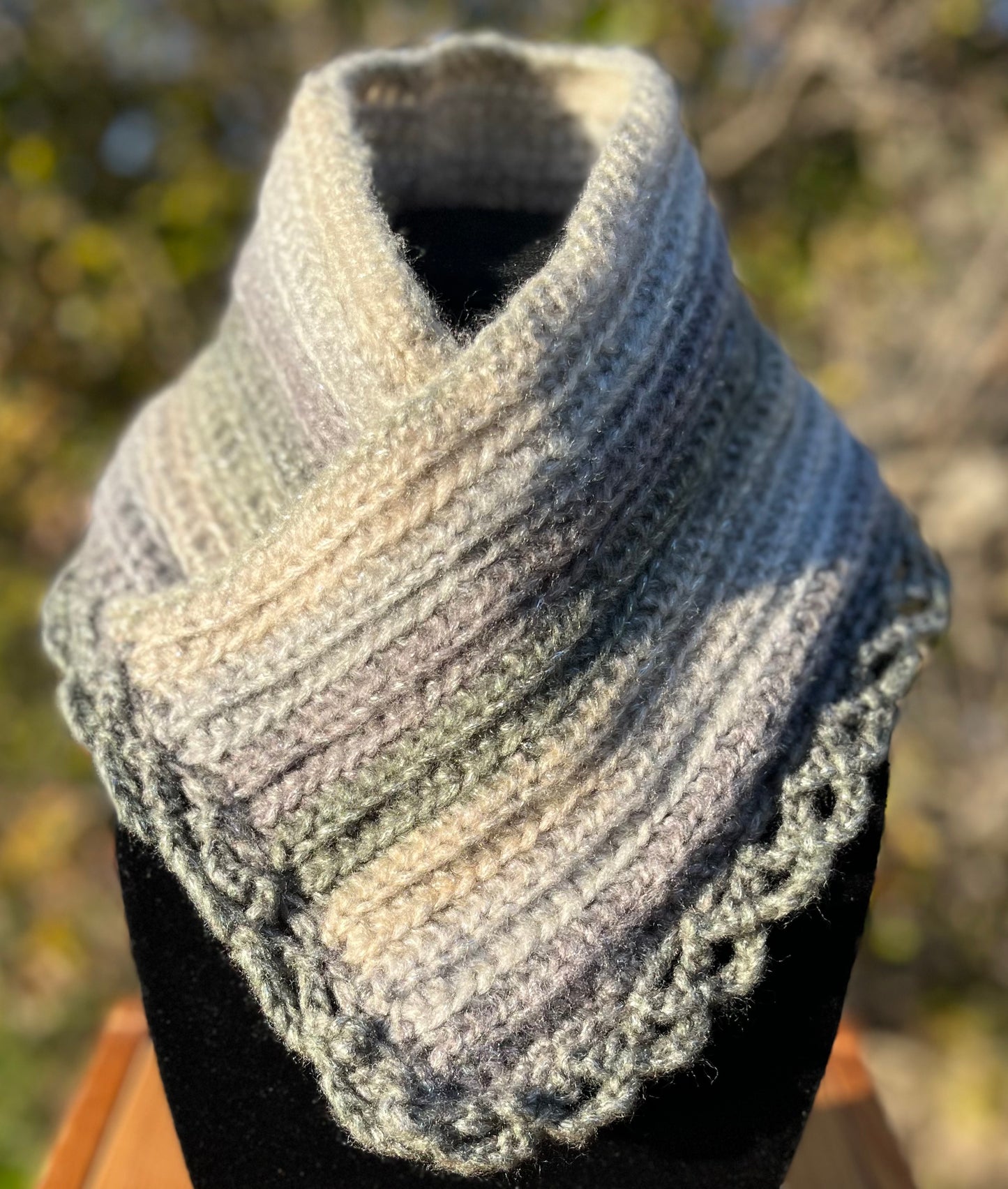 Silver Scallop Cowl